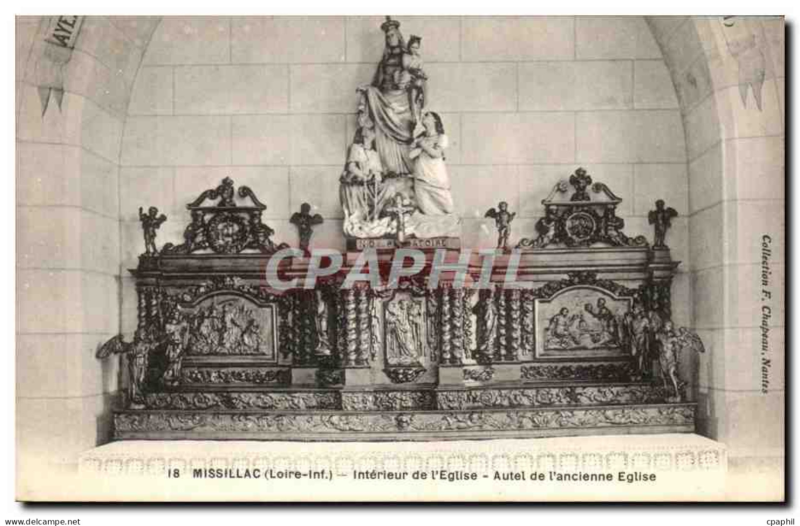 CPA Missillac Interieur de l'Eglise Autel de l'ancienne Eglise