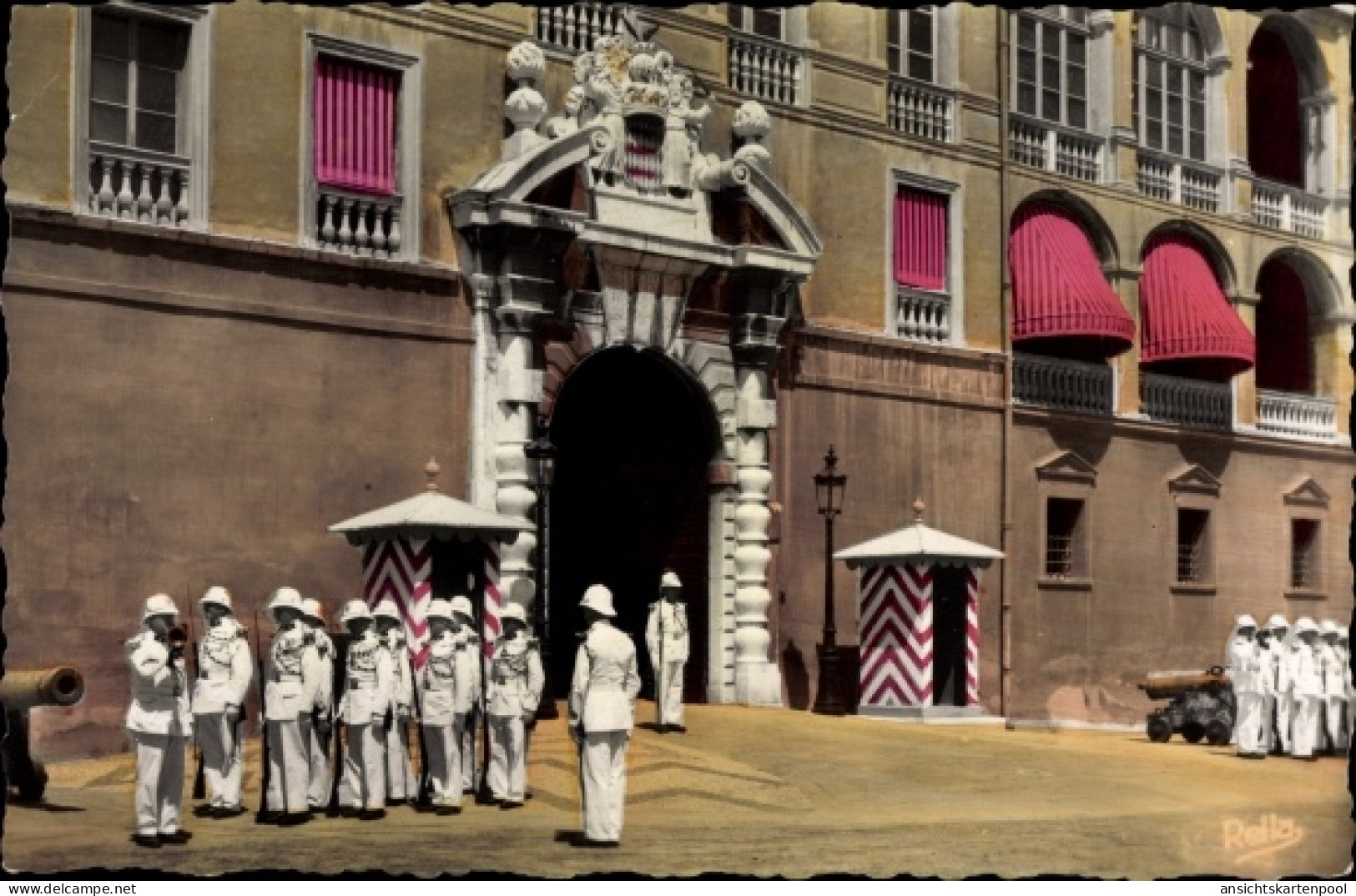 CPA Monaco, Die Wachablösung im Fürstenpalast