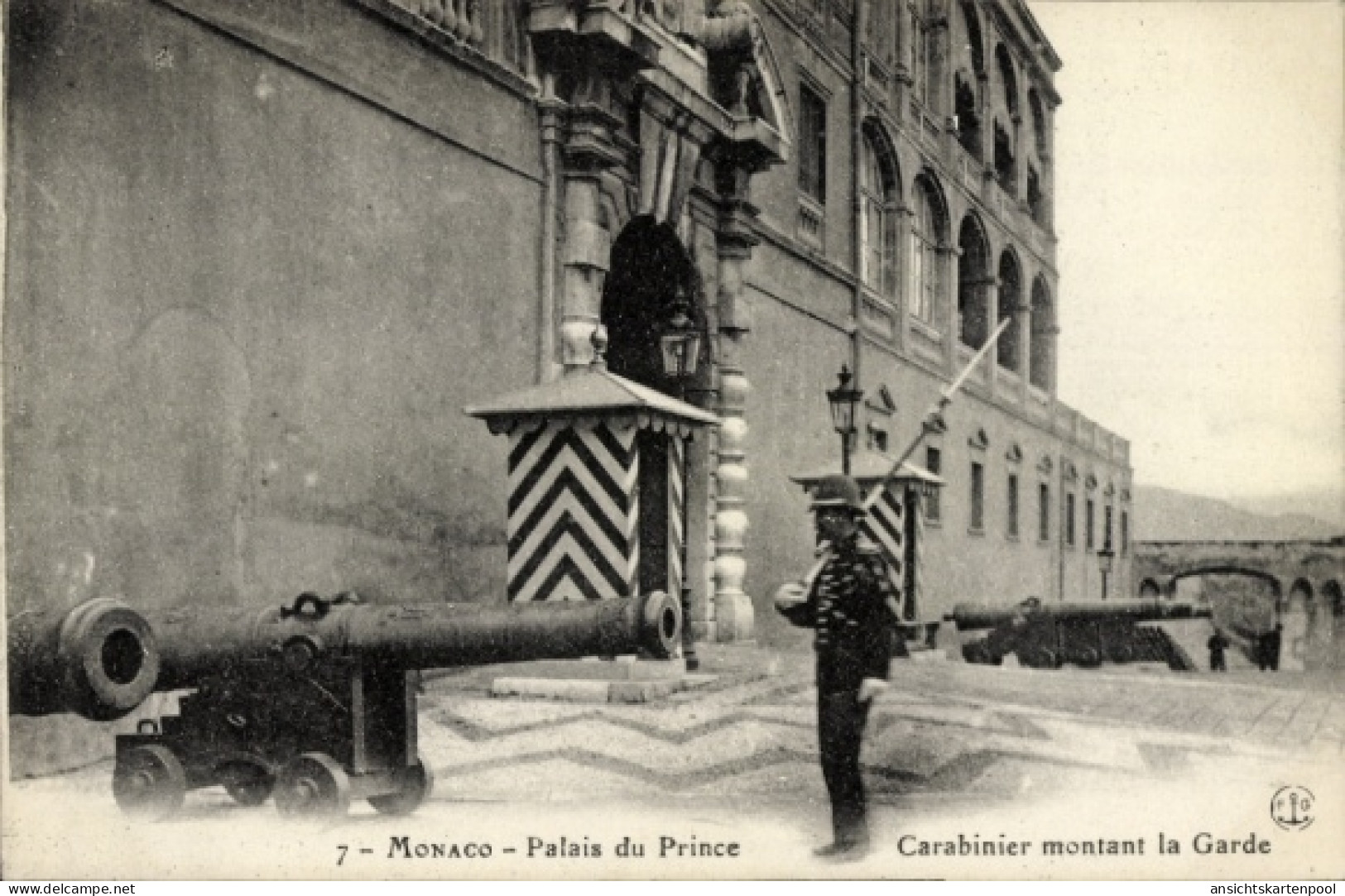 CPA Monaco, Fürstenpalast, Wachsoldat