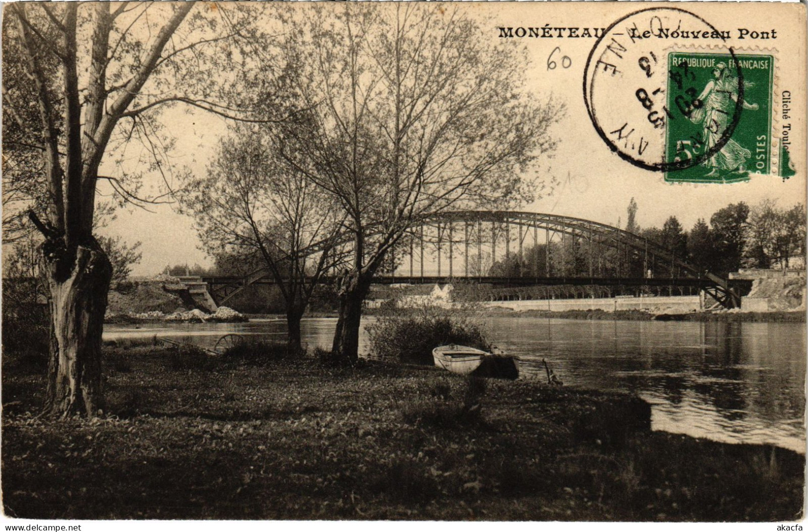 CPA Moneteau Le Nouveau Port FRANCE (1451965)