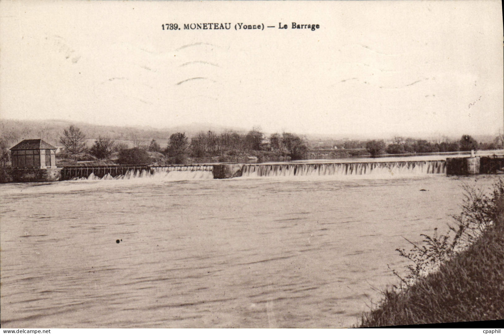 CPA Moneteau Yonne Le Barrage