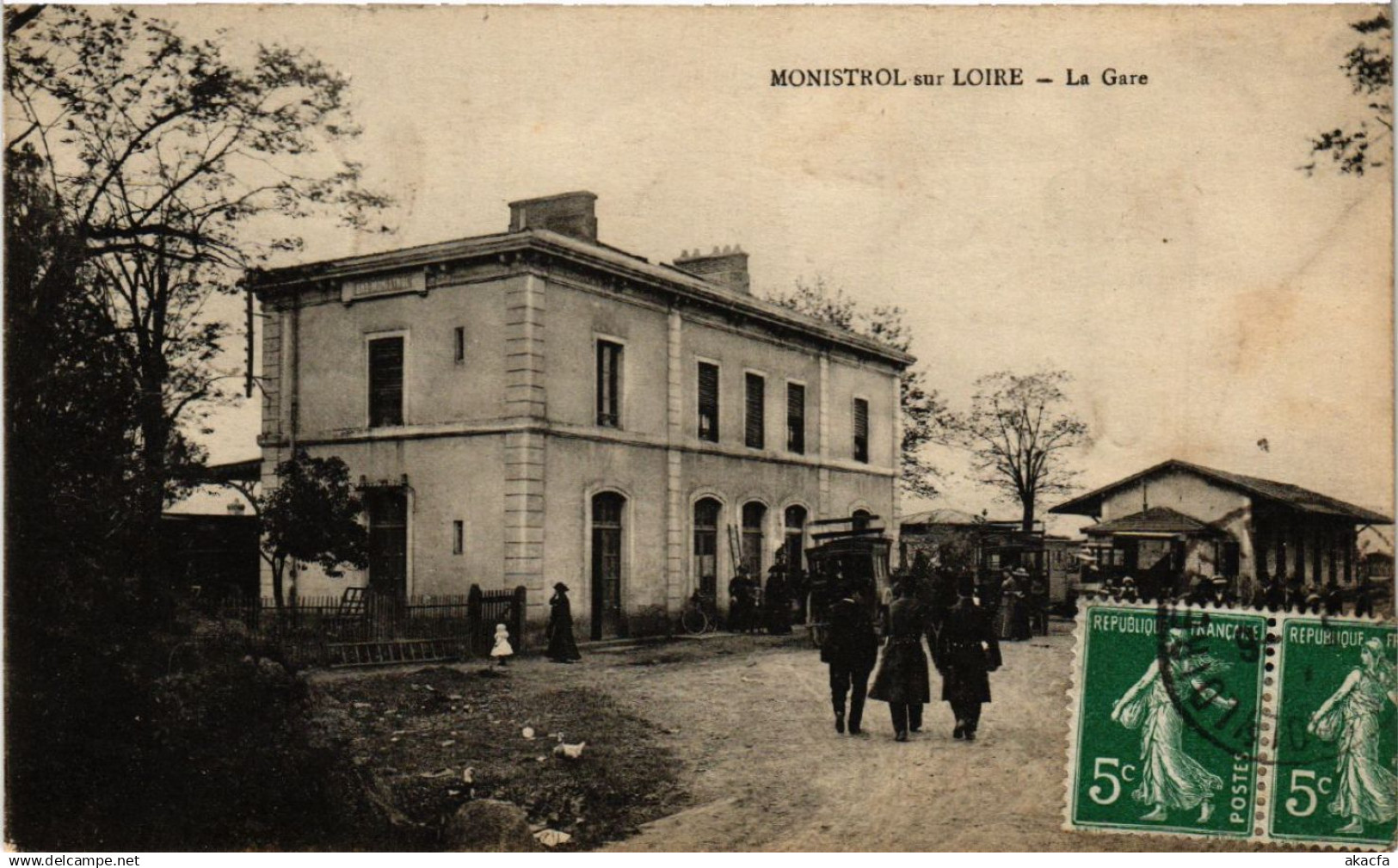CPA MONISTROL-sur-LOIRE - La Gare (517933)