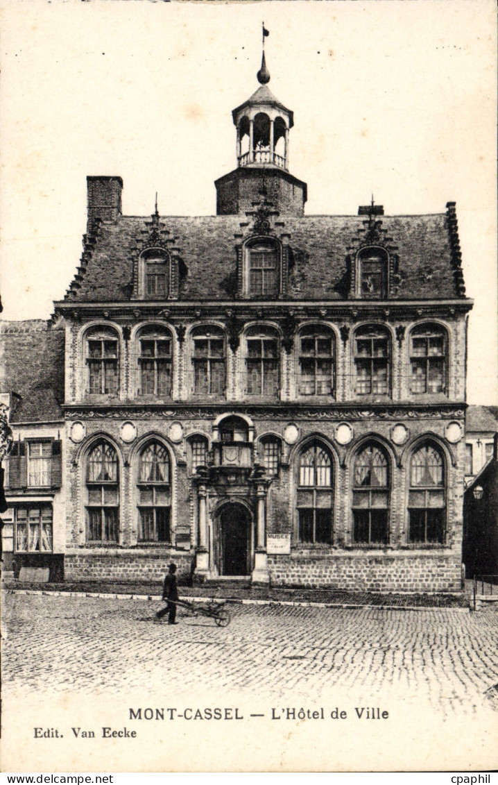 CPA Mont Cassel L'Hotel de Ville