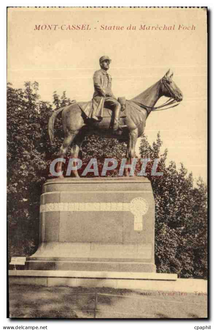 CPA Mont Cassel Statue du Marechal Foch