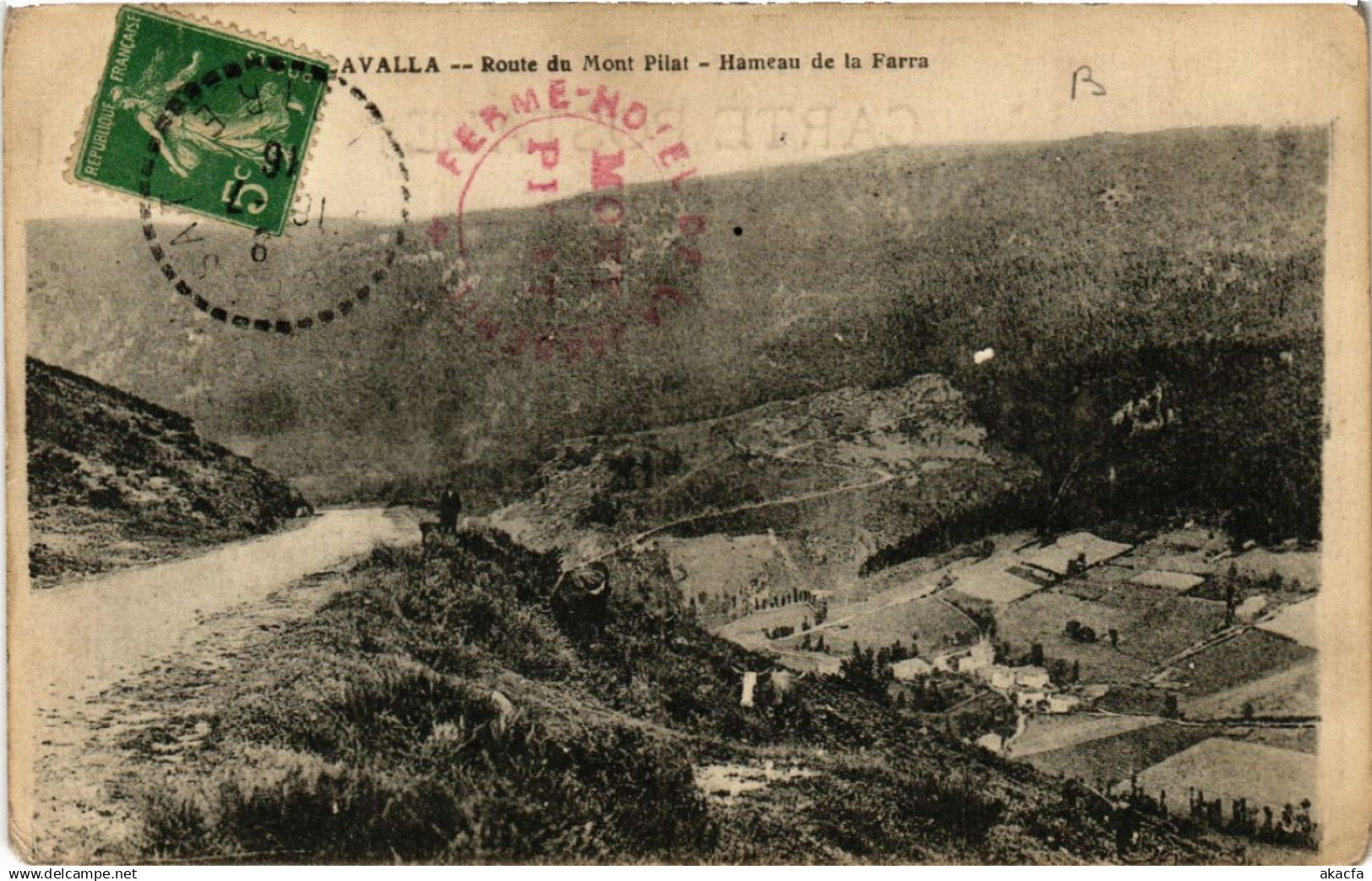 CPA MONT-PILAT - La VALLA - Route du MONT-PILAT - Hameau de La Farra (487762)