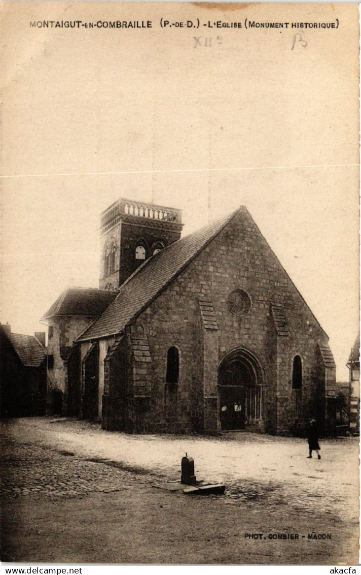 CPA MONTAIGUT-en-COMRAILLE L'Église (408714)