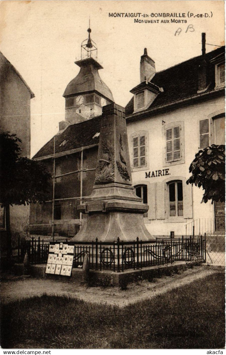 CPA MONTAIGUT-en-COMRAILLE Monument aux Morts (408716)