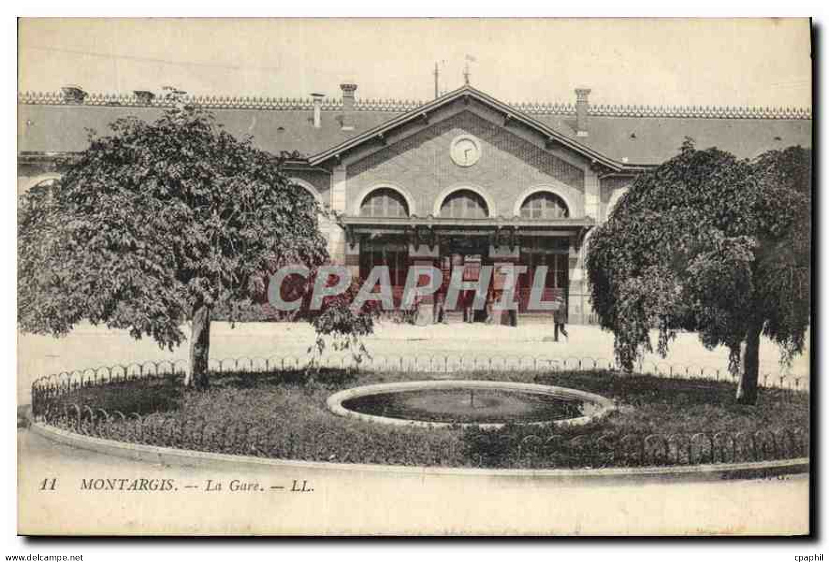 CPA Montargis La Gare