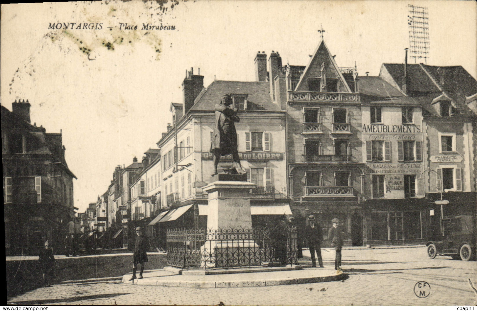 CPA Montargis Place Mirabeau