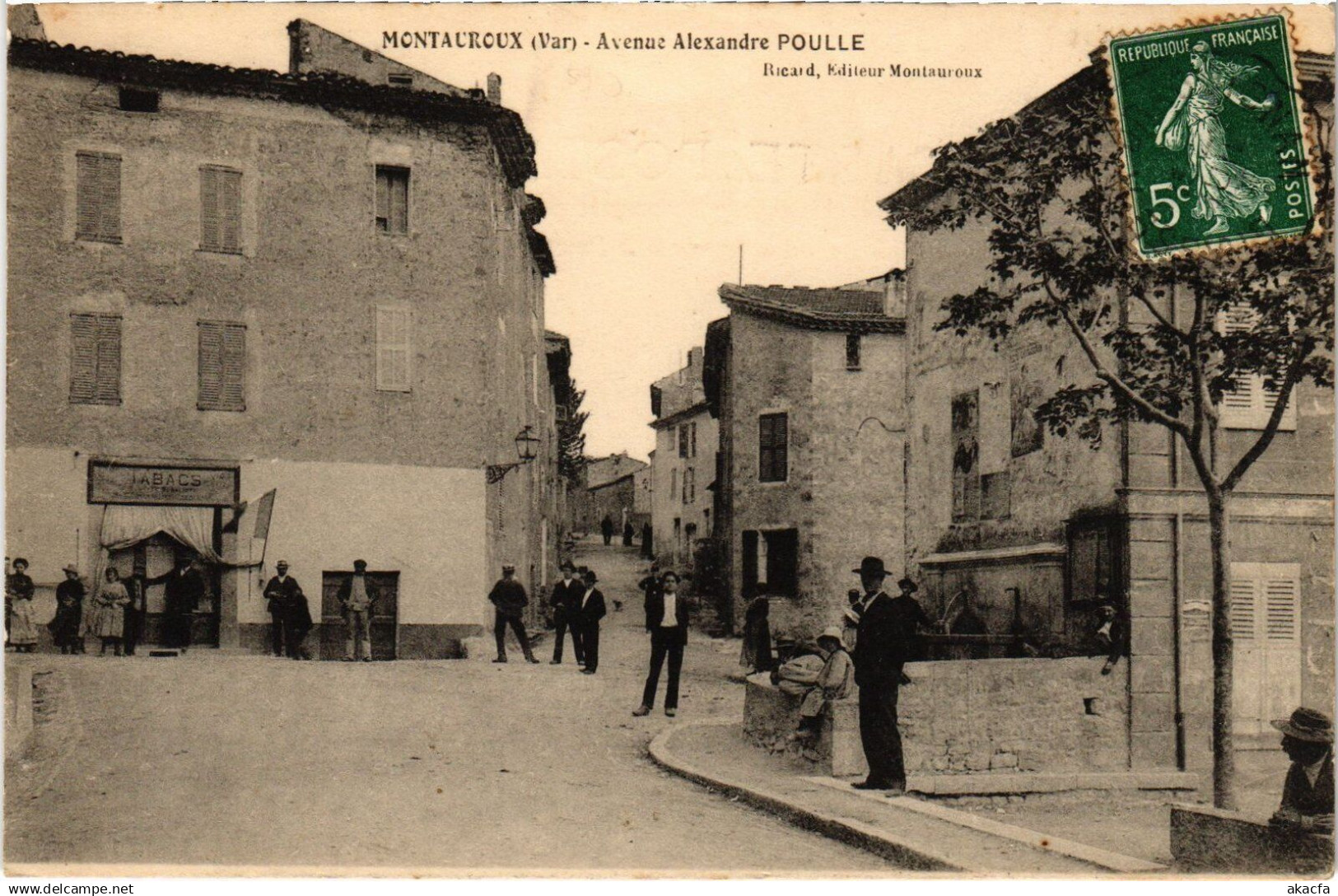 CPA Montauroux Avenue Alexandre POULLE (1276138)