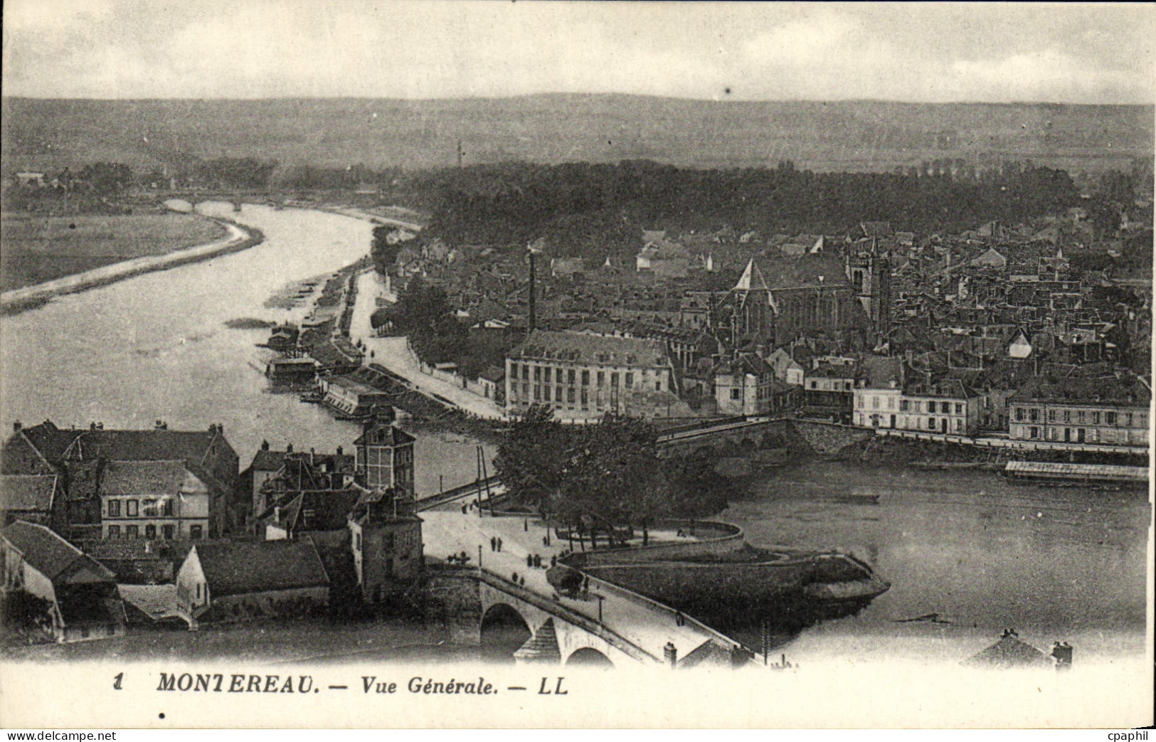 CPA Montereau Vue Generale