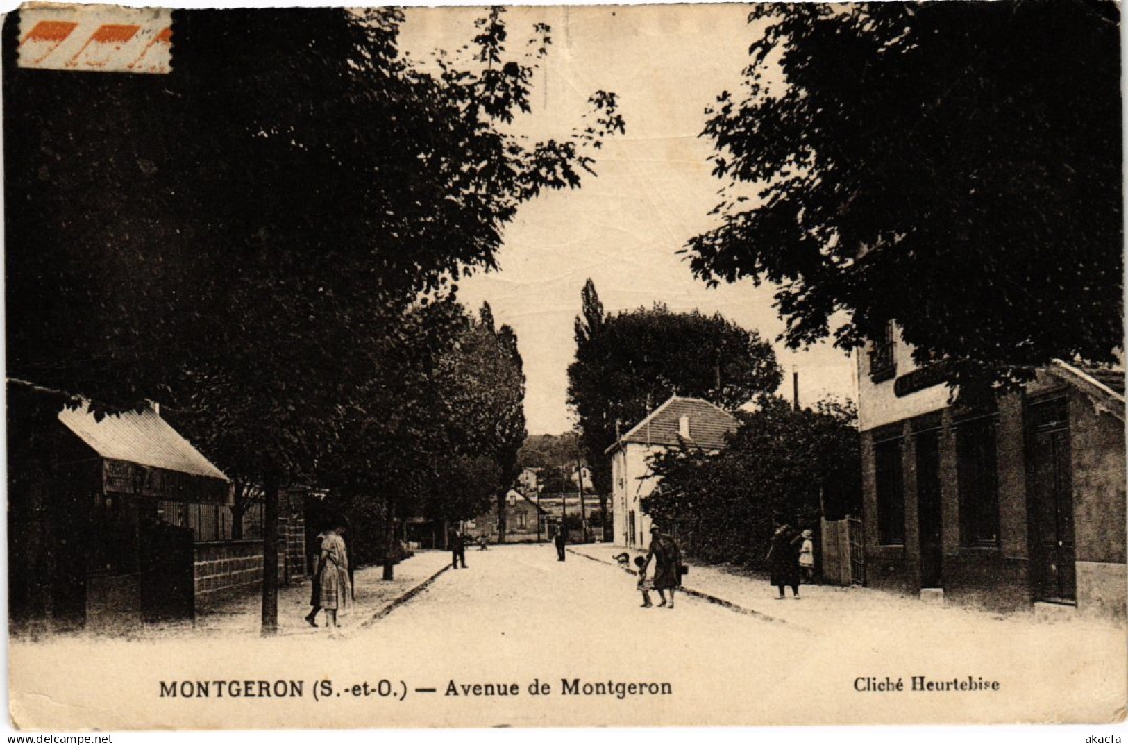 CPA Montgeron Avenue FRANCE (1370961)