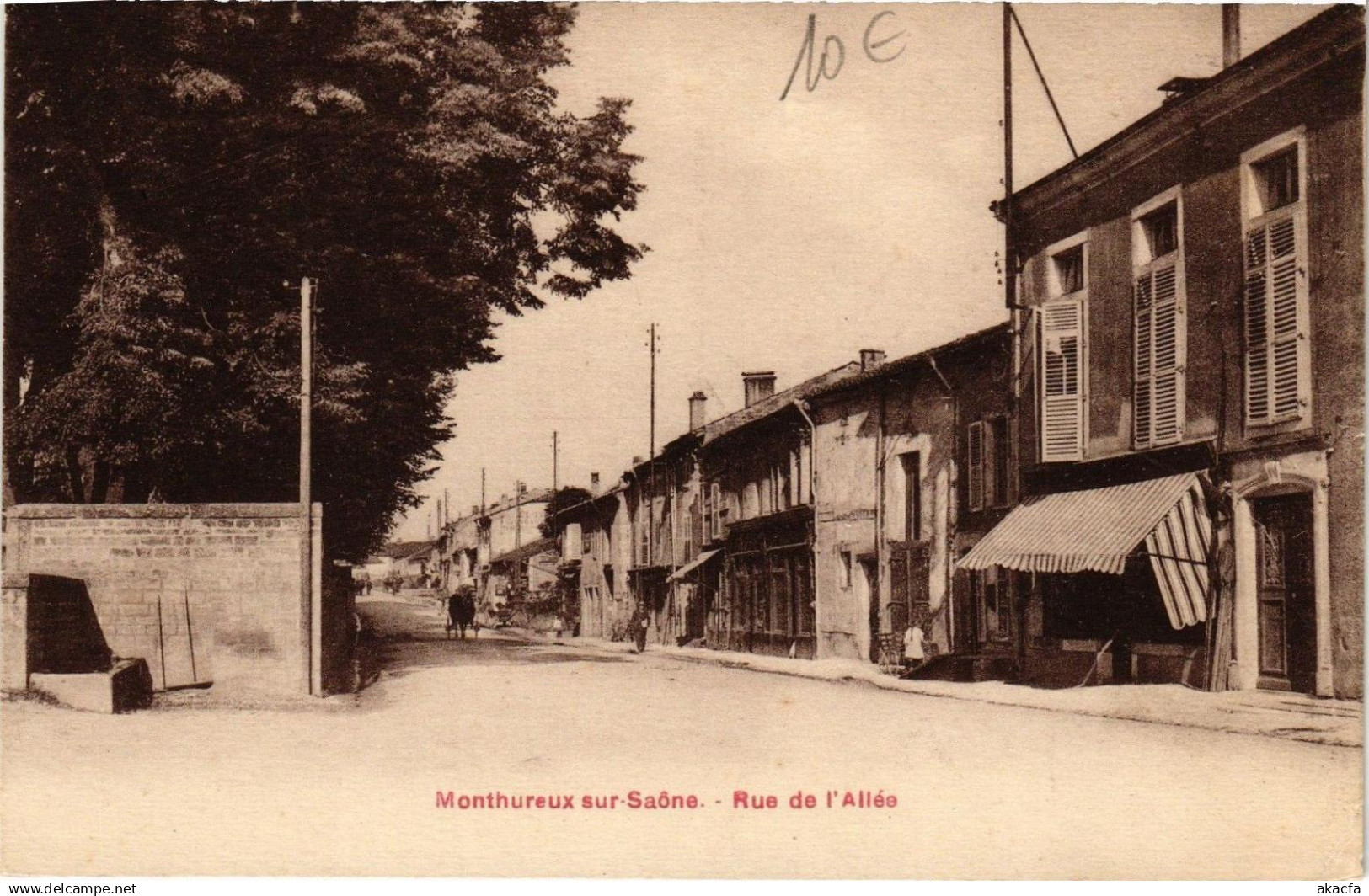 CPA MONTHUREUX-sur-SAONE - Rue de l'Allée (200567)