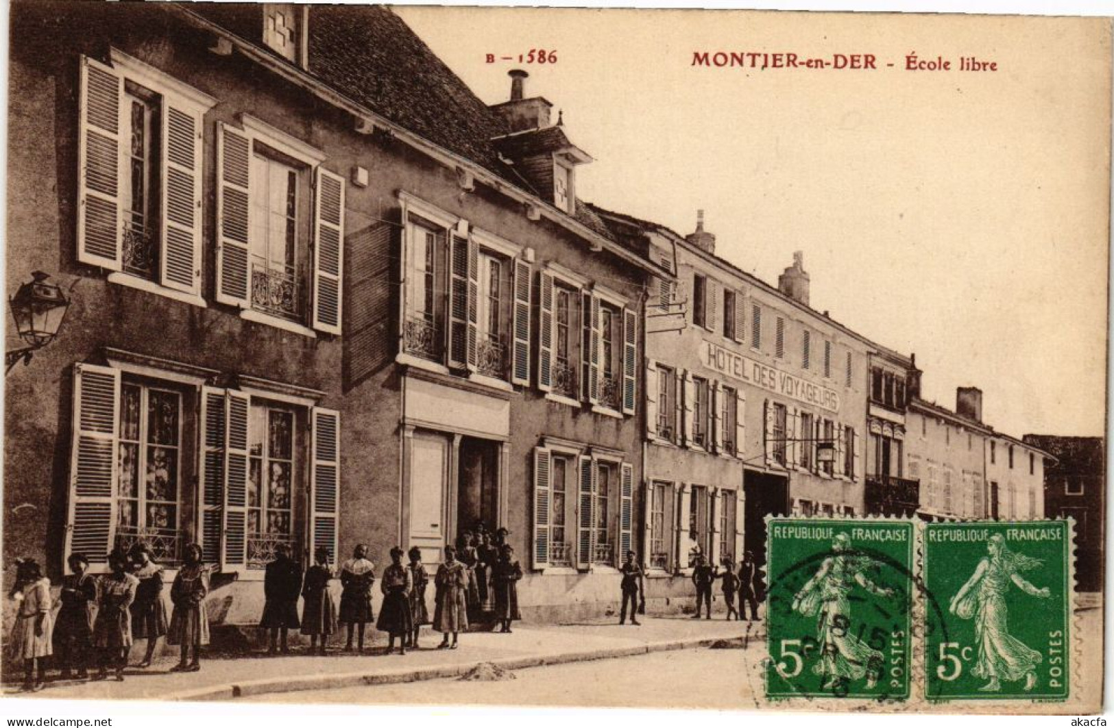 CPA Montier en Der - Ecole libre (270345)