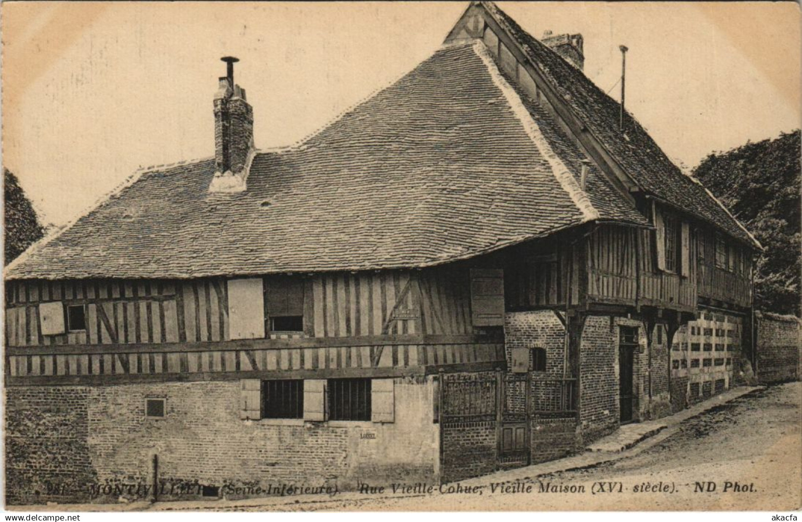 CPA MONTIVILLIERS Vieilles Maisons (979810)