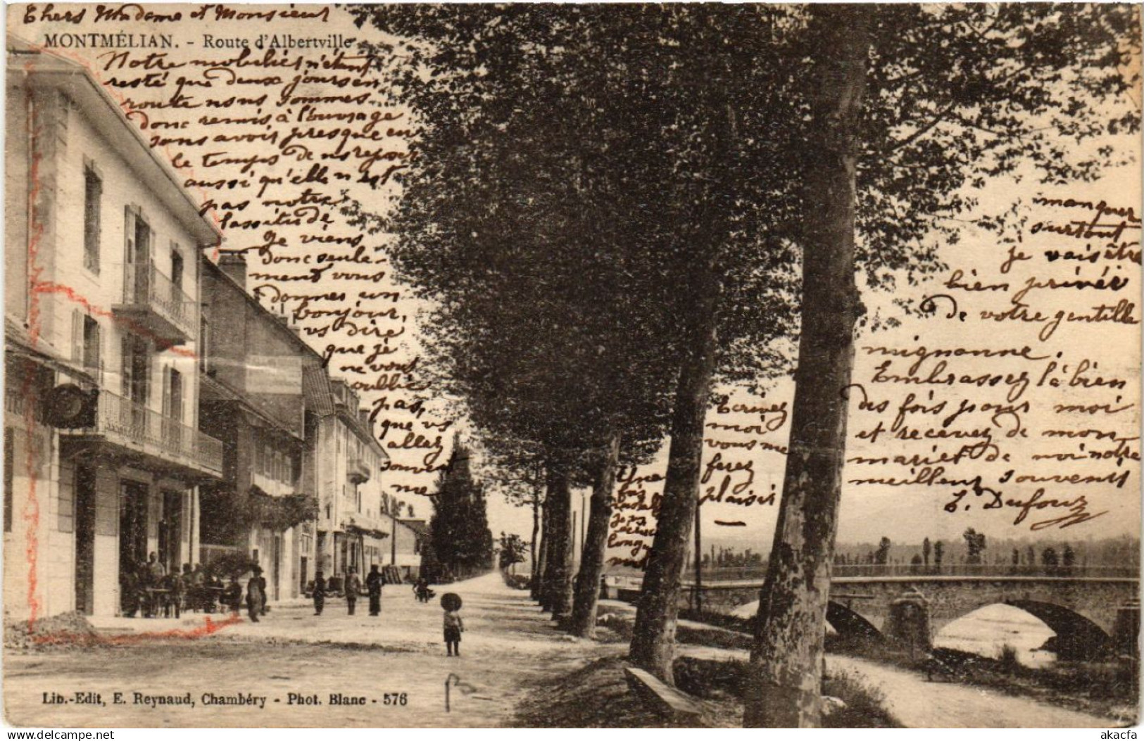 CPA MONTMELIAN - Route d'ALBERTVILLE (439091)