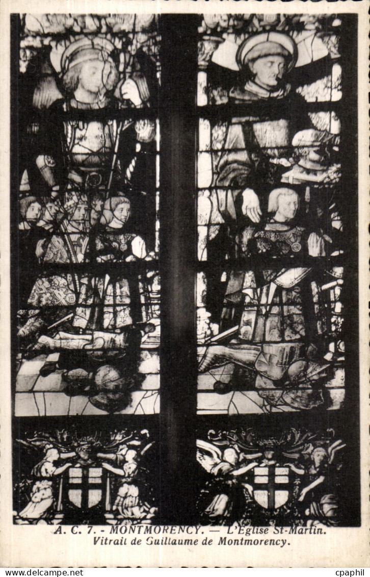 CPA Montmorency L Eglise St Martin Vitrait de Guillaume de Montmorency