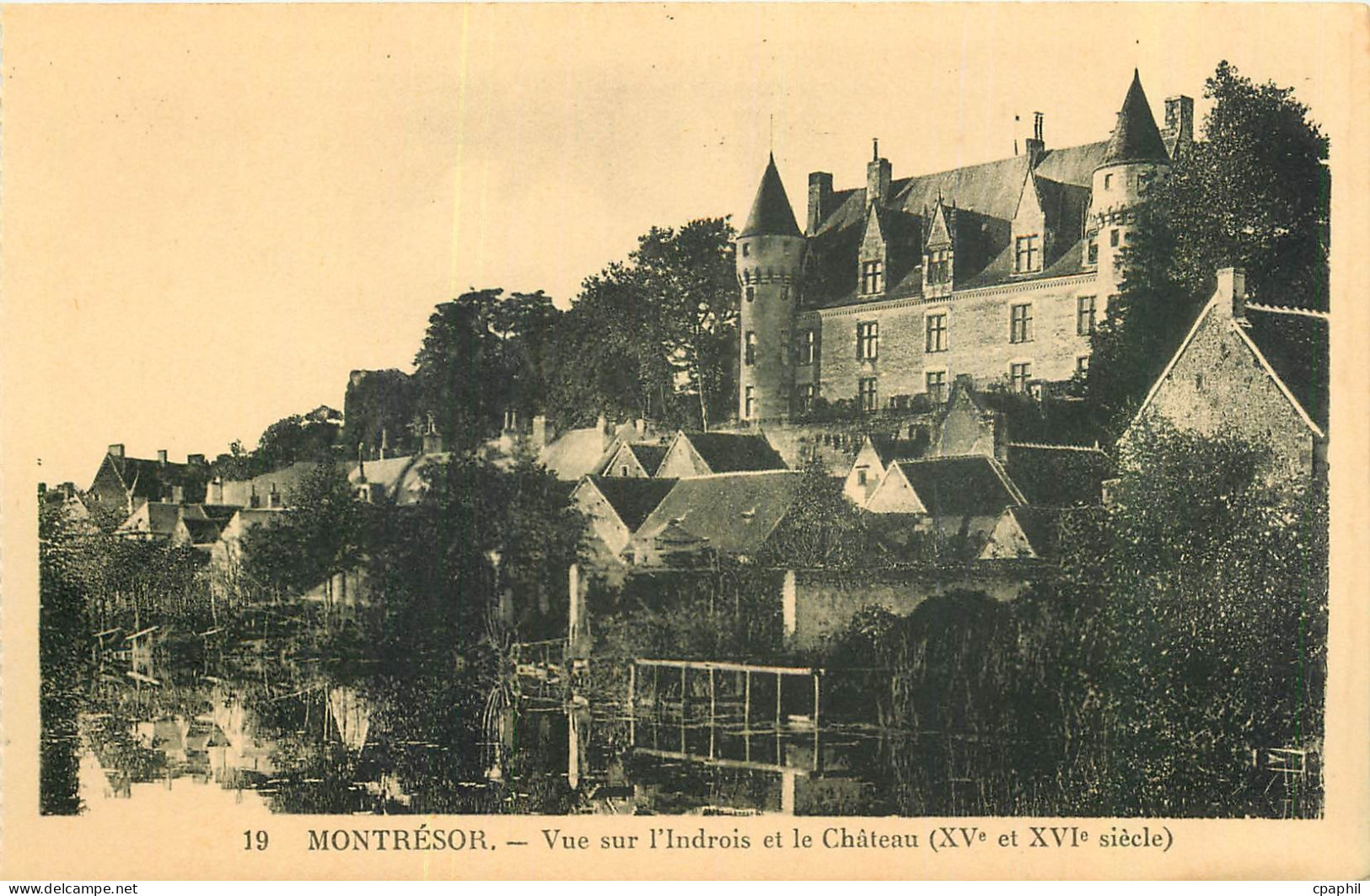CPA Montresor Vue sur l'Indrois et le Chateau