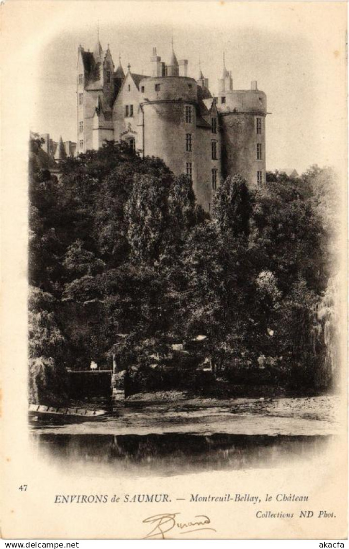 CPA MONTREUIL-BELLAY Le chateau (606349)