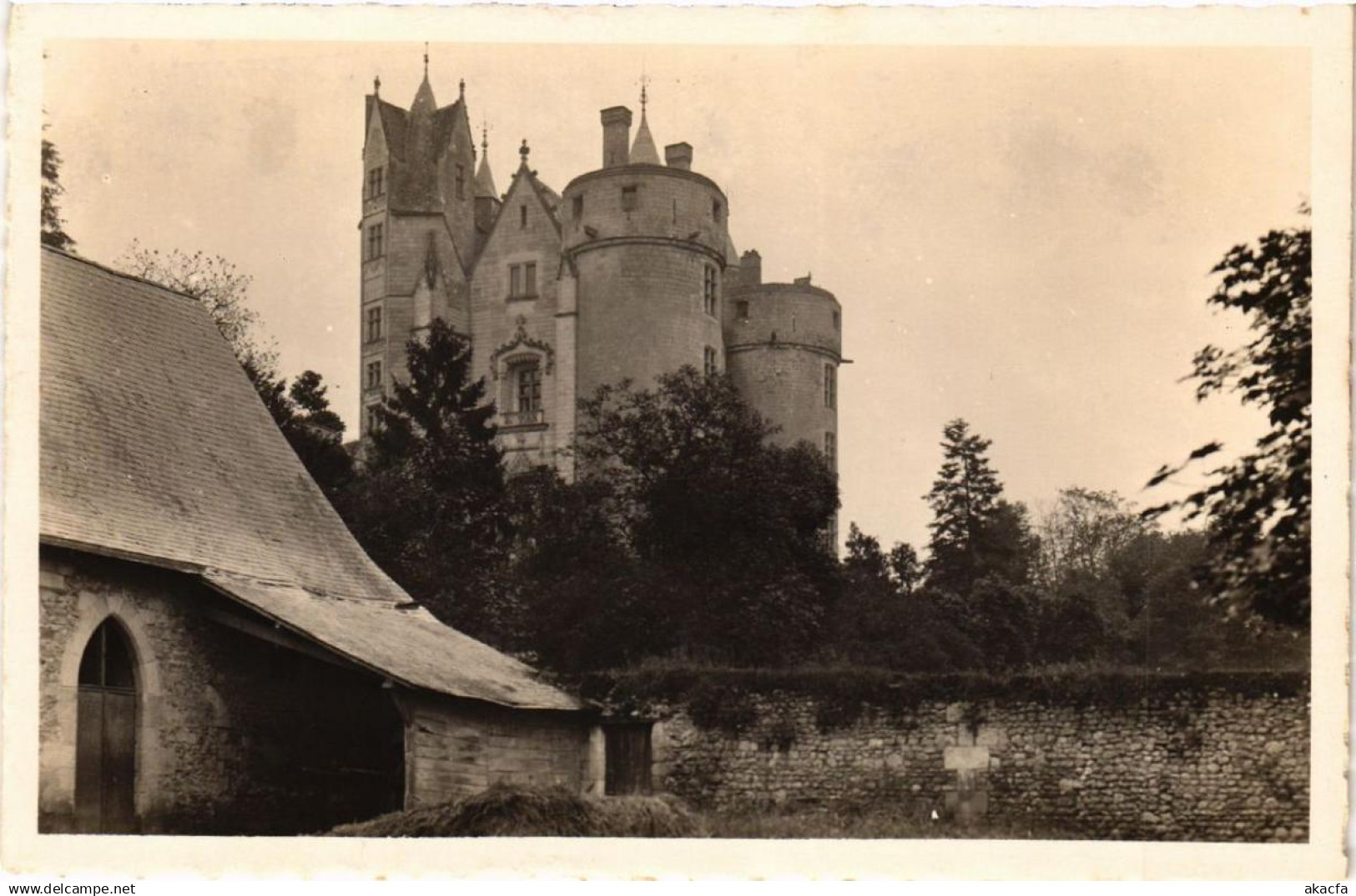 CPA MONTREUIL-BELLAY Le chateau (606354)