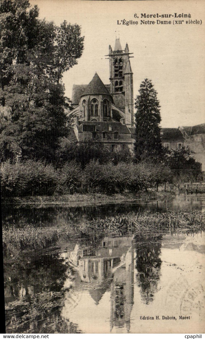 CPA Moret sur Loing L Eglise Notre Dame