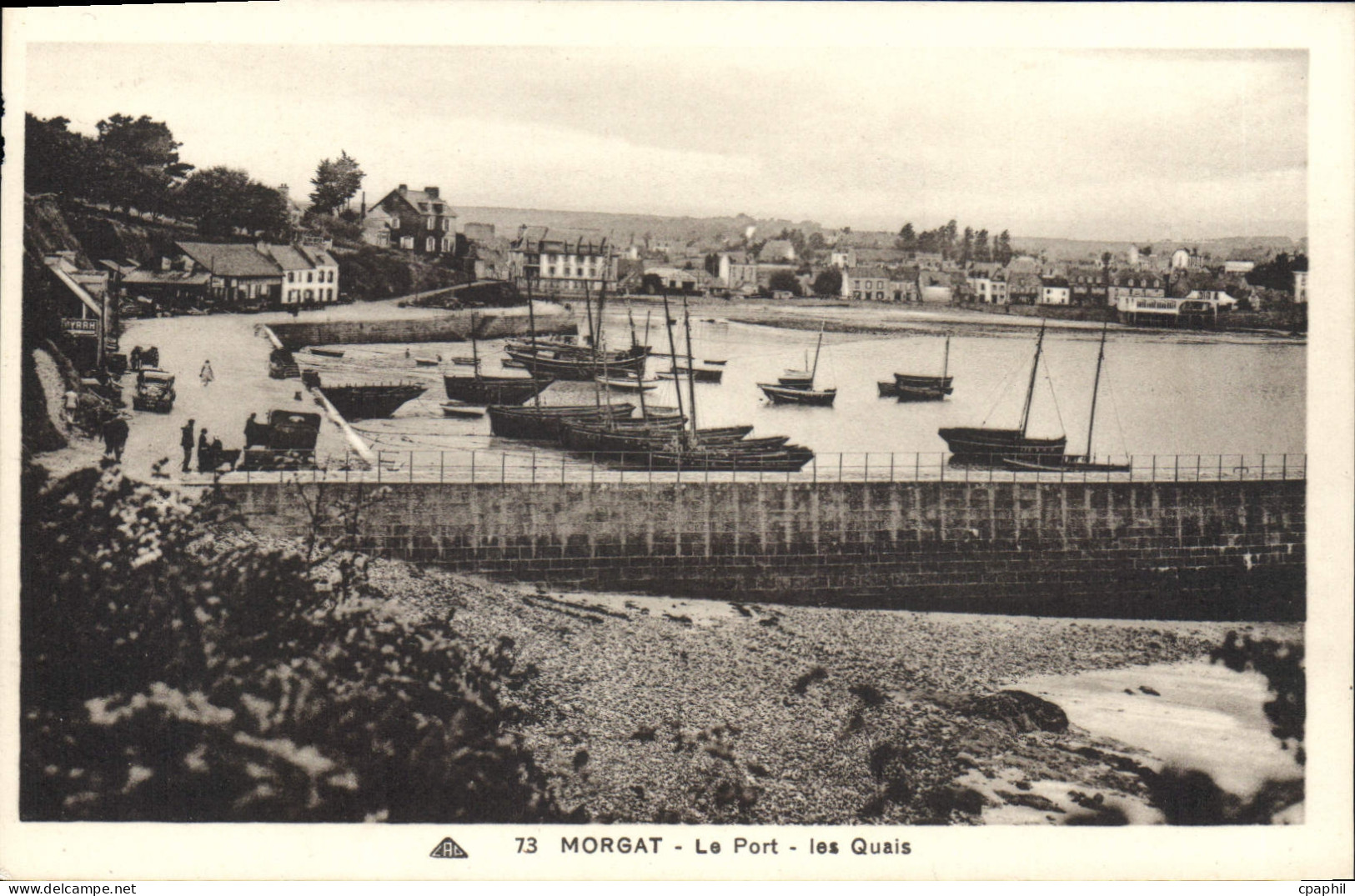 CPA Morgat Le Port Les Quais