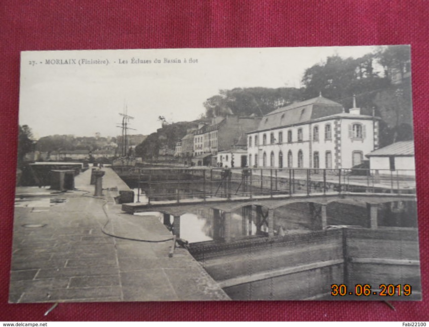 CPA - Morlaix - Les Ecluses du Bassin à flot