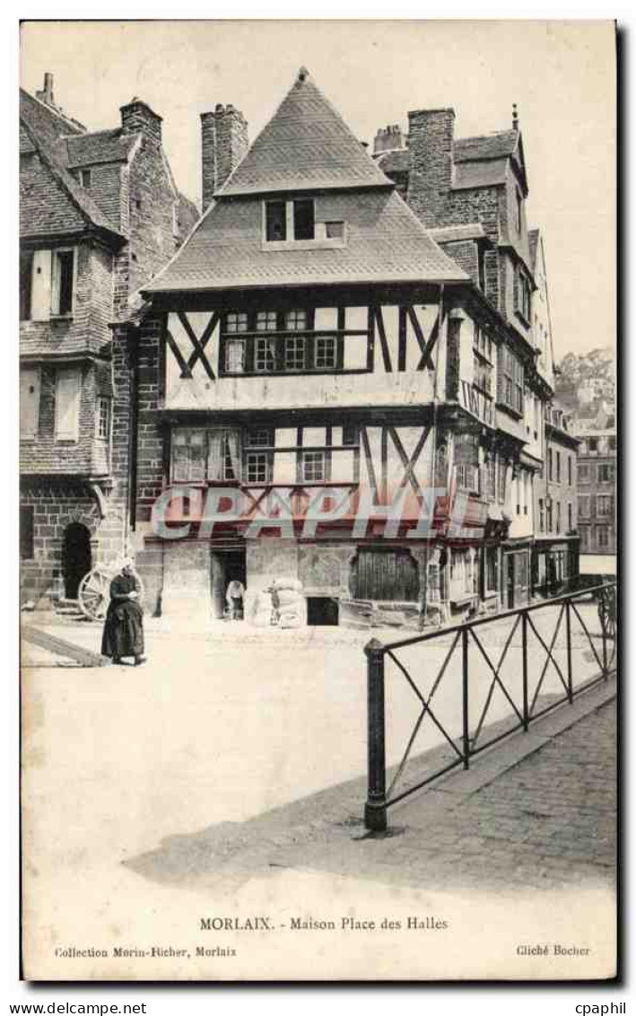 CPA Morlaix Maison Place des Halles