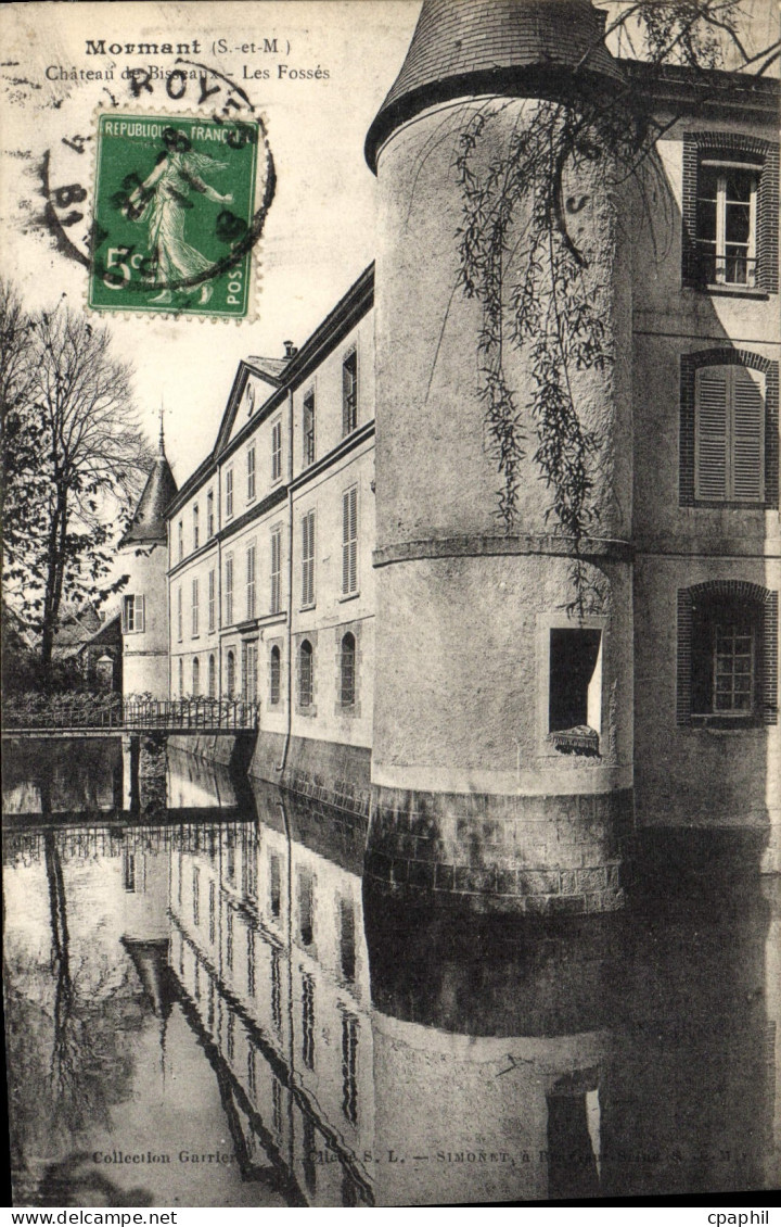 CPA Mormant Chateau De Bisseaux Les Fossés