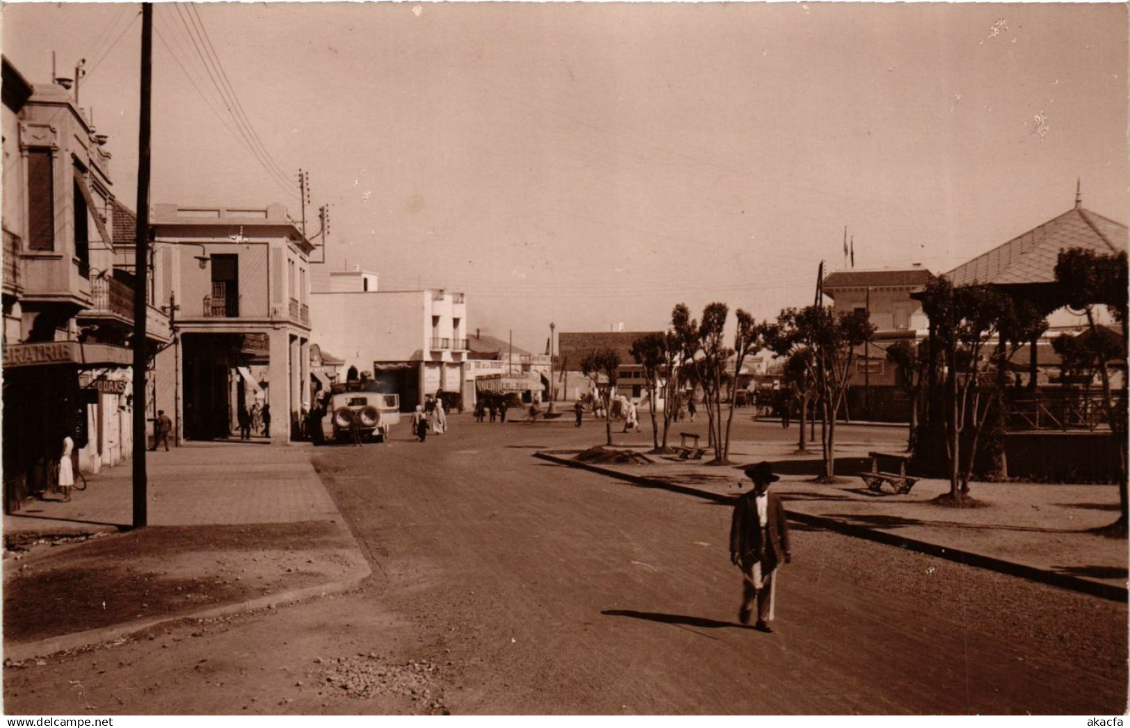 CPA MOROCCO Oujda - L'Avenue de France (963943)