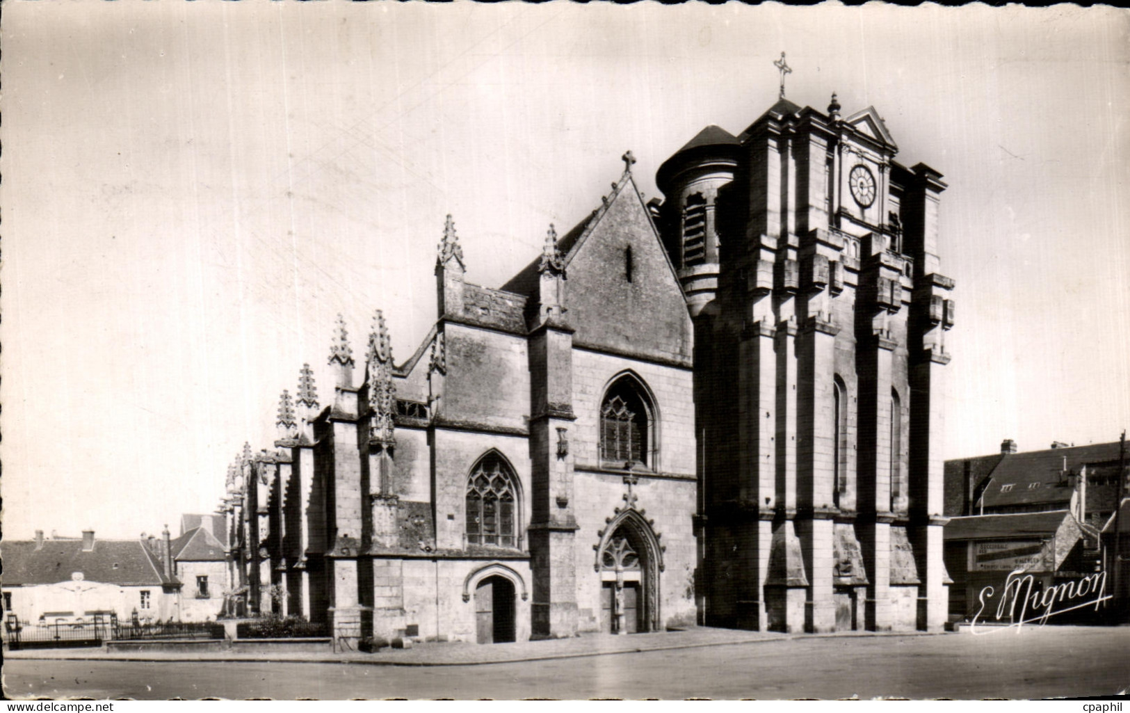 CPA Mortagne au Perche L'Eglise Notre Dame