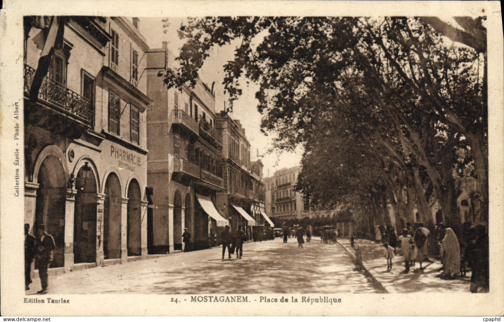 CPA Mostaganem Place De La Republique