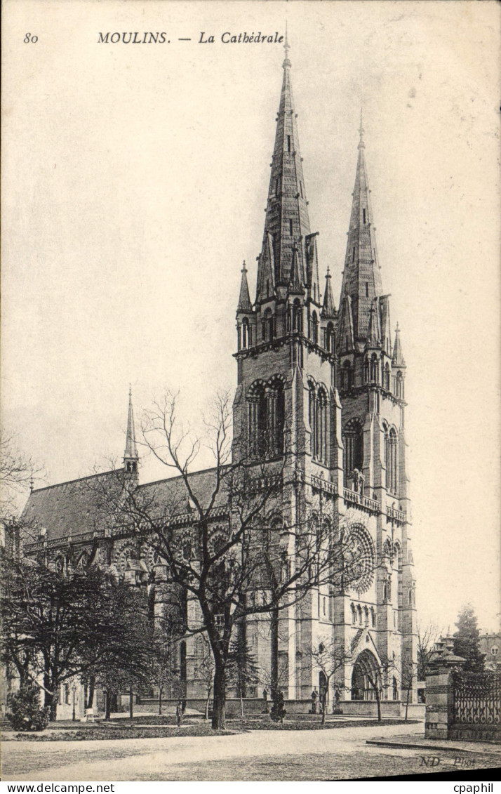 CPA Moulins La Cathedrale