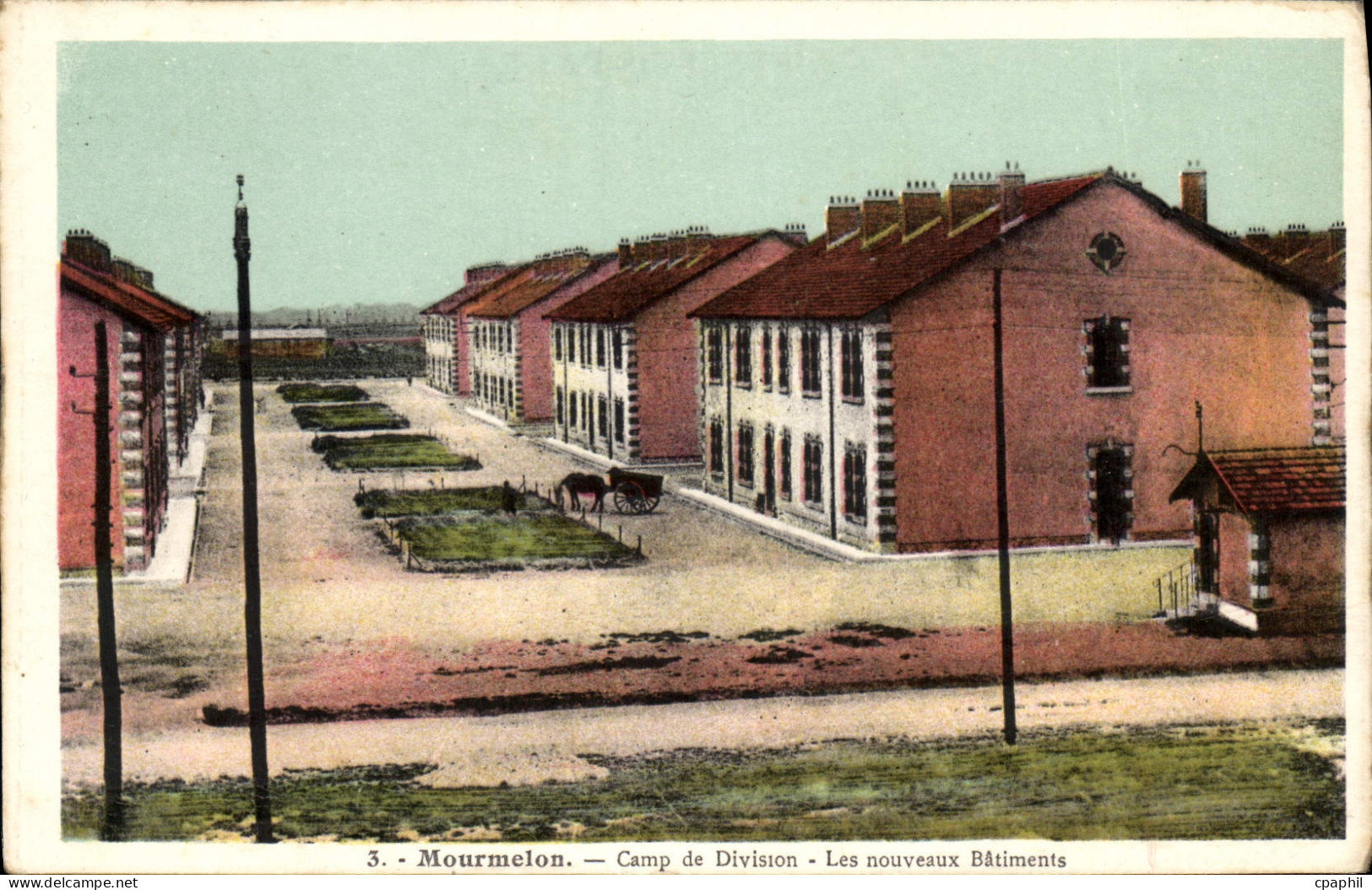 CPA Mourmelon Camp de Division Les nouveaux batiments Militaria