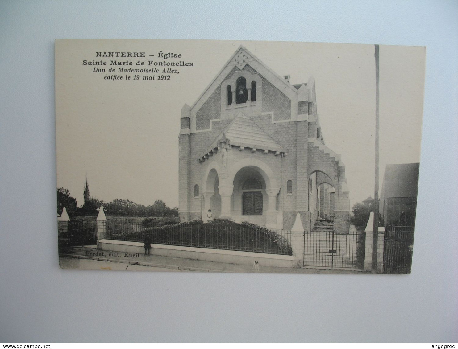 CPA  Nanterre Eglise Sainte Marie de Fontenelles