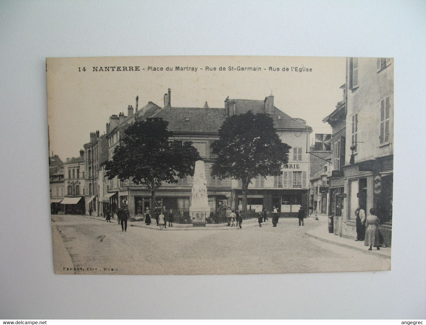 CPA  Nanterre Place du Martray - Rue de St-Germain - Rue de léglise