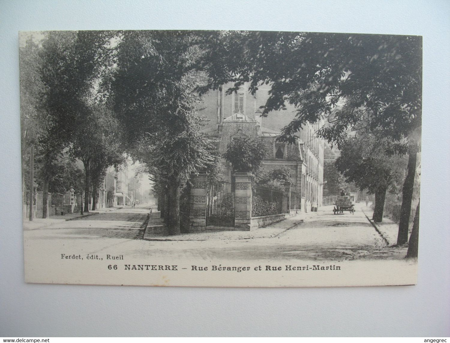 CPA  Nanterre Rue Béranger et rue Henri-Martin