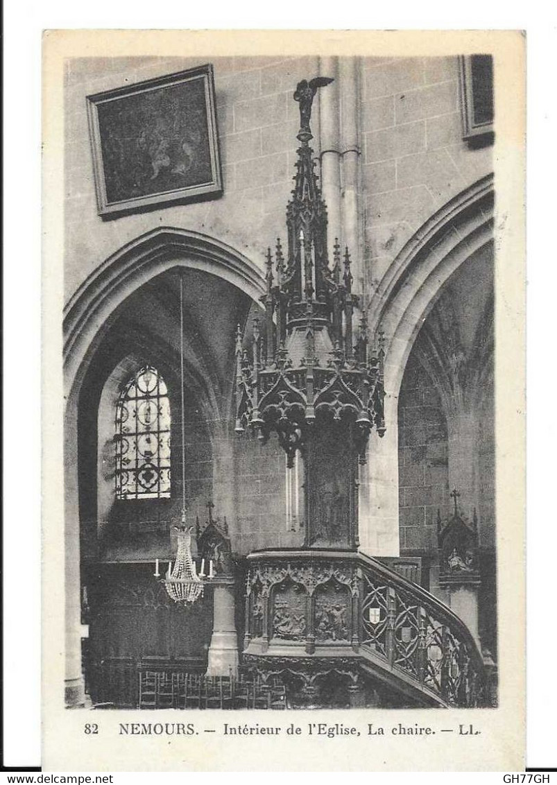 CPA NEMOURS -intérieur de l'église