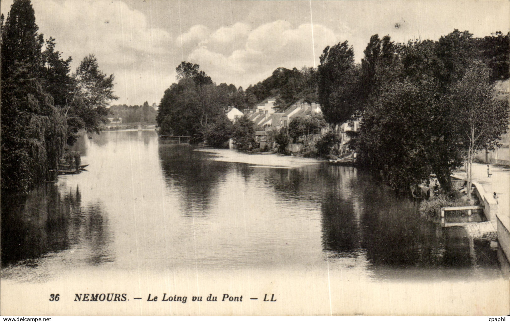 CPA Nemours Le Loing Vu du Pont