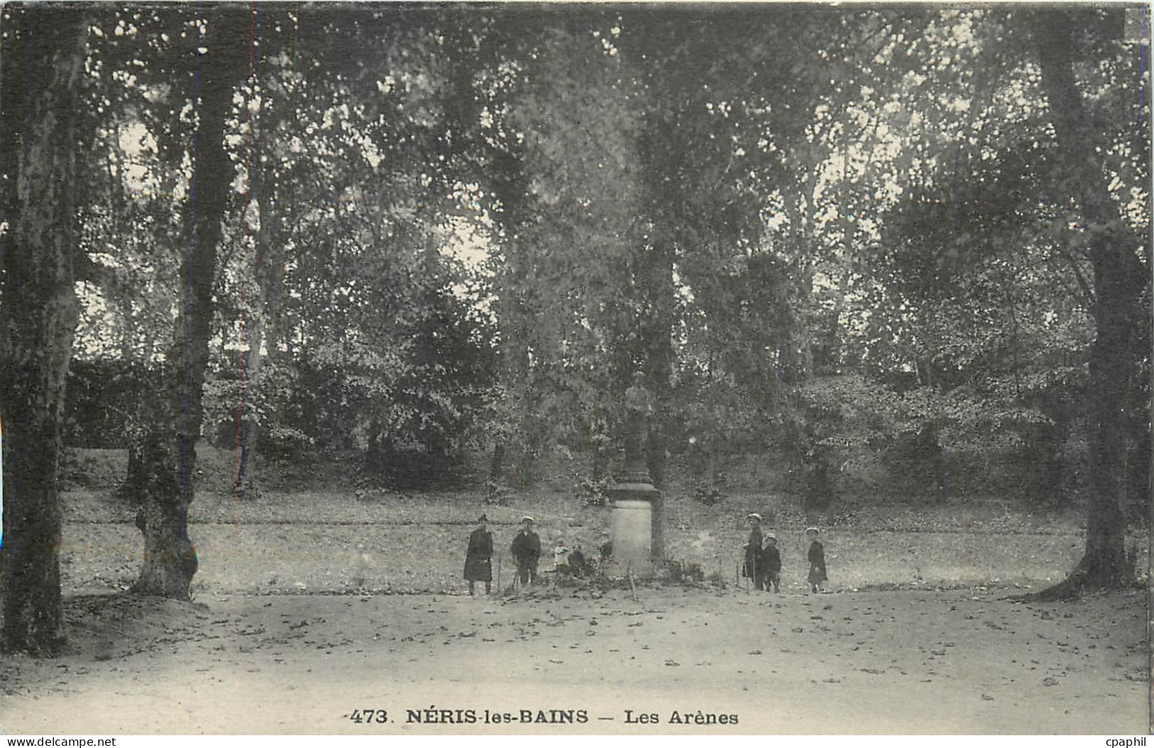 CPA Neris les Bains Les Arenes
