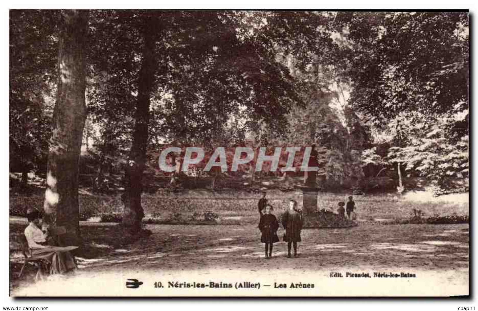CPA Neris les Bains Les Arenes