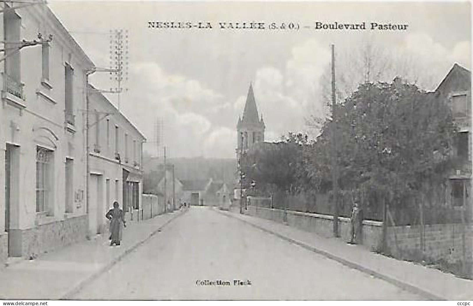 CPA Nesles-La-Vallée Boulevard Pasteur