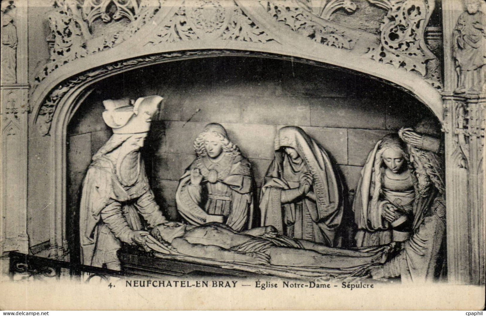 CPA Neufchatel en Bray Eglise Notre Dame Sepulcre