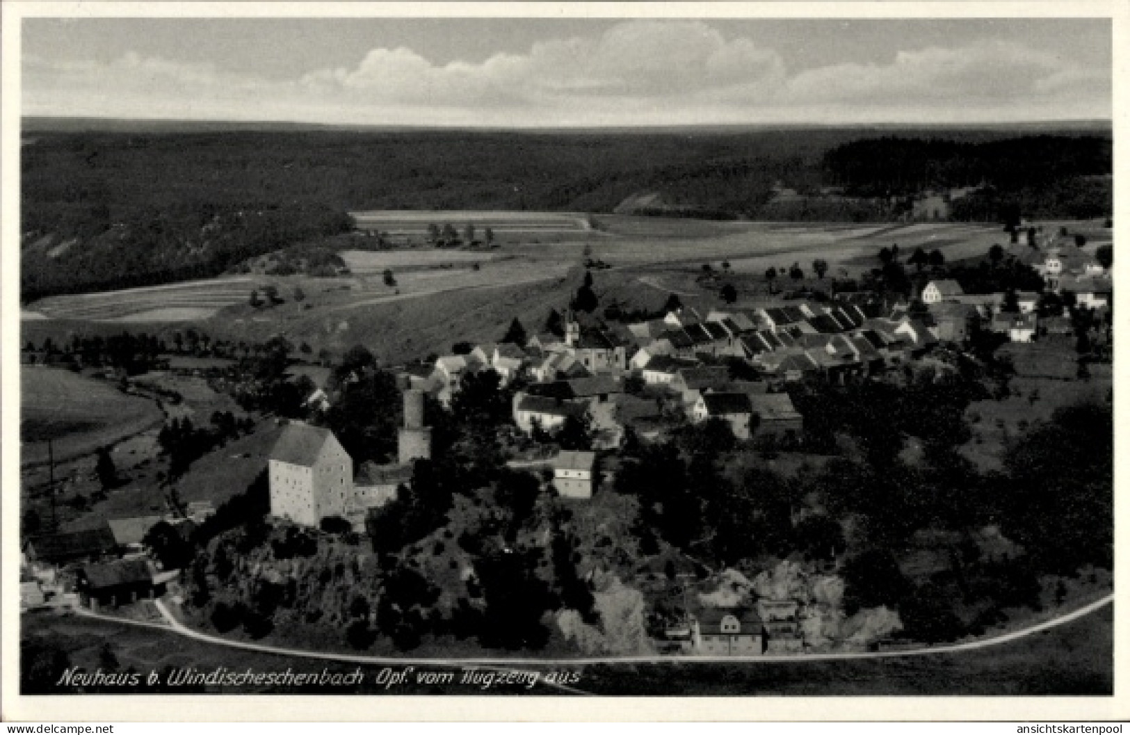 CPA Neuhaus Windischeschenbach in der Oberpfalz, Luftaufnahme von Neuhaus, Windischeschenbach, län