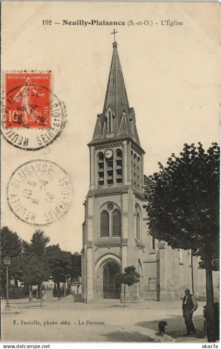 CPA NEUILLY-PLAISANCE - L'Eglise (124054)