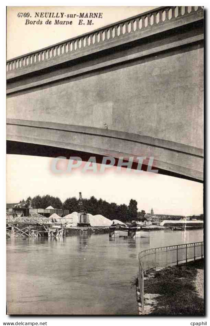 CPA Neuilly sur Marne Bords de Marne