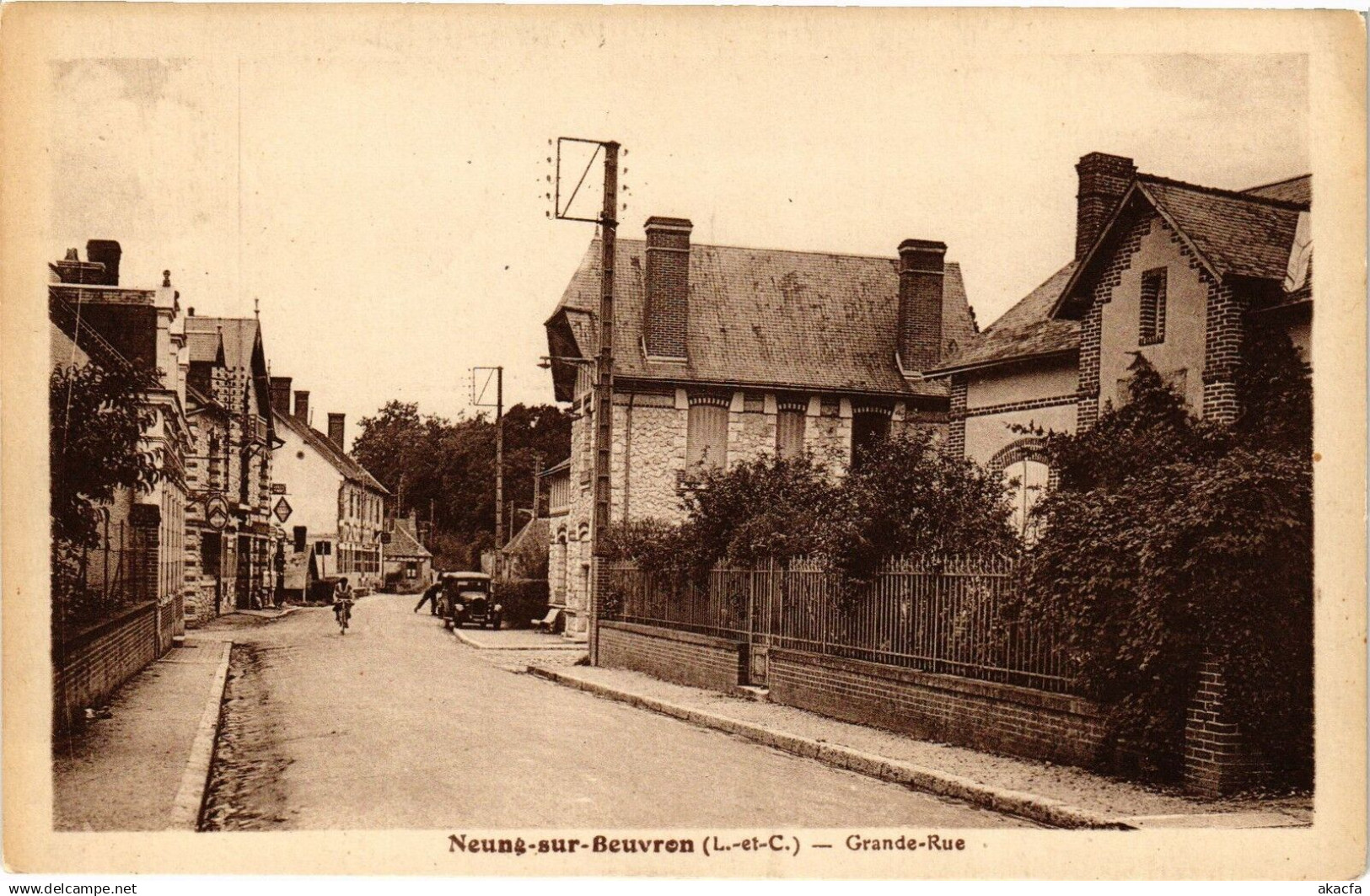 CPA NEUNG-sur-BEUVRON (L-et-C.) - Grande-Rue (208554)