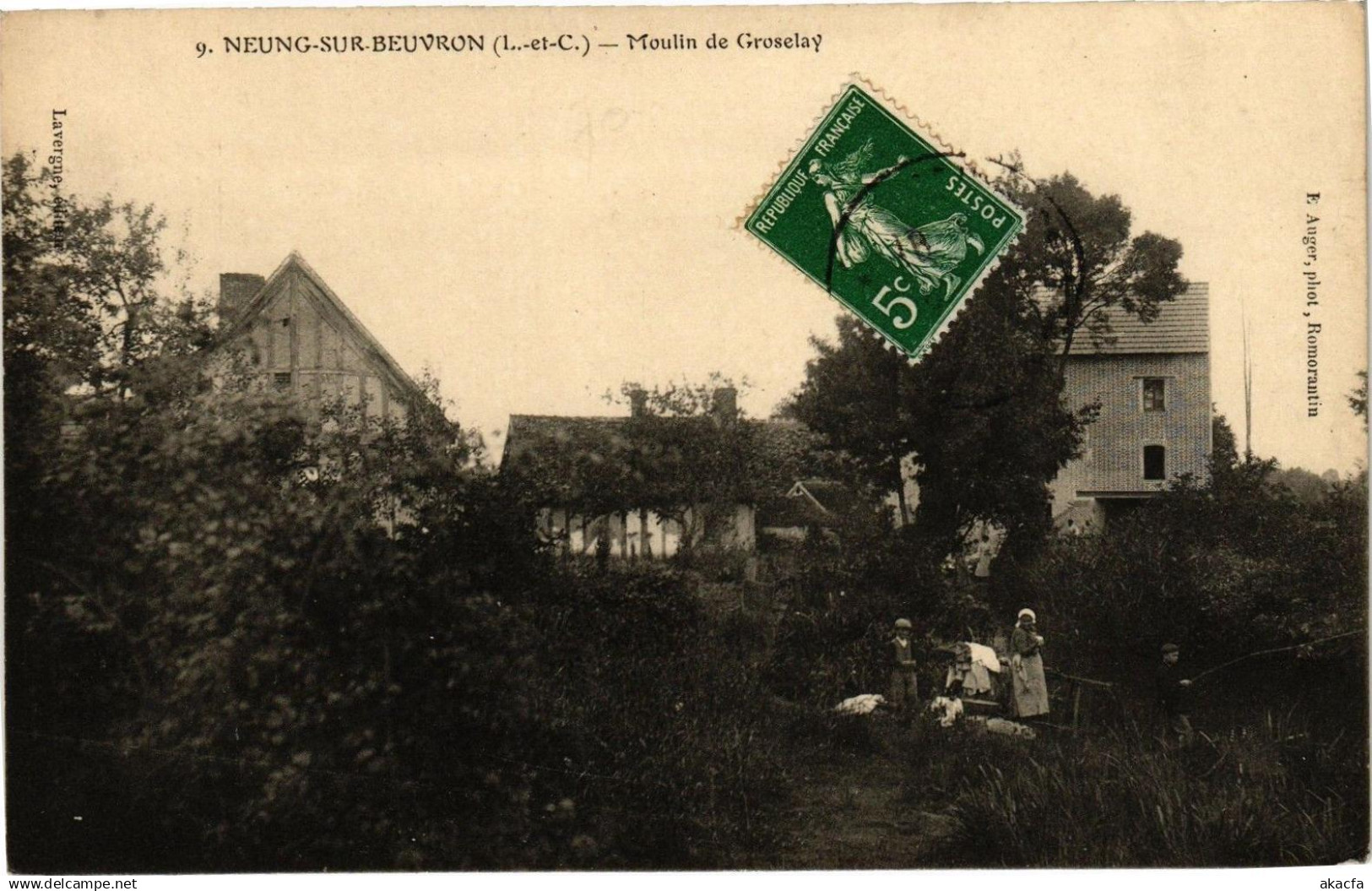CPA NEUNG-sur-BEUVRON (L-et-C.) - MOULIN de Groselay (208553)