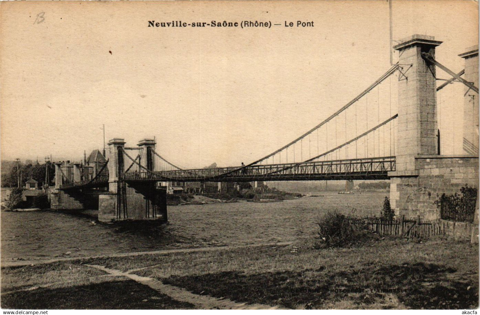 CPA NEUVILLE-sur-SAONE - Le Pont (639832)