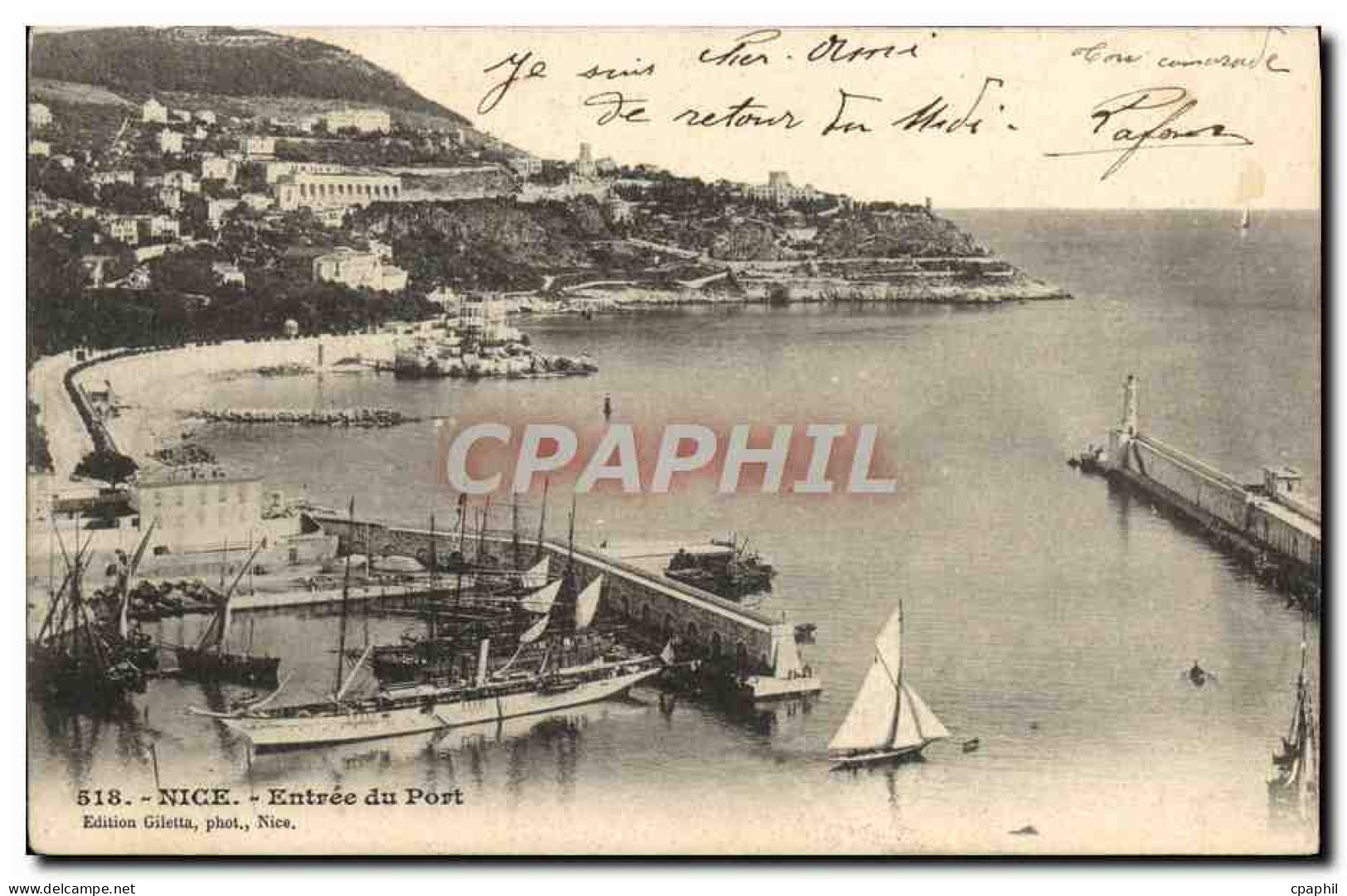 CPA Nice Entree du Port Bateaux